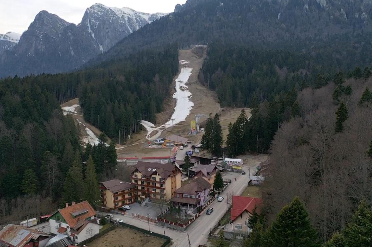 Kalinderu Skier'S Apartament Bellevue Busteni Exterior photo